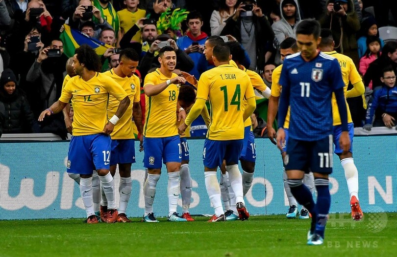 ハリル日本がブラジルに完敗 Varのpk判定でチームが 崩れた 写真10枚 国際ニュース Afpbb News