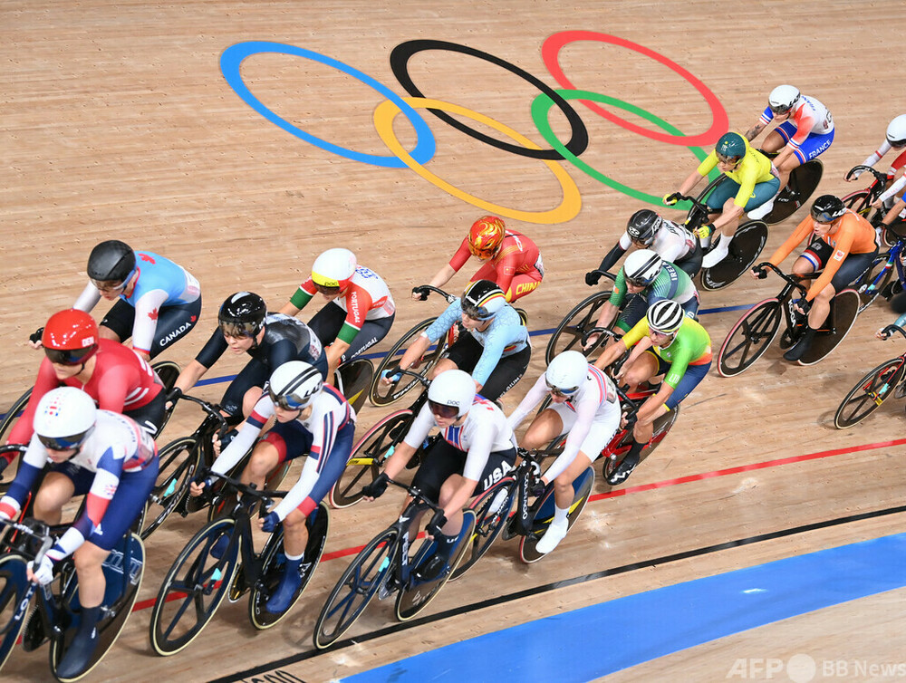 パリ五輪の自転車競技、史上初めて男女の出場数を均等化 写真1枚 国際ニュース：afpbb News