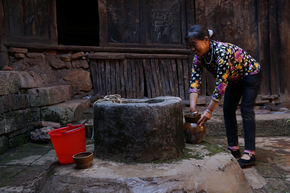 村の100年の歴史を見届けてきた古井戸 雲南省昆明市 写真6枚 国際ニュース:AFPBB News