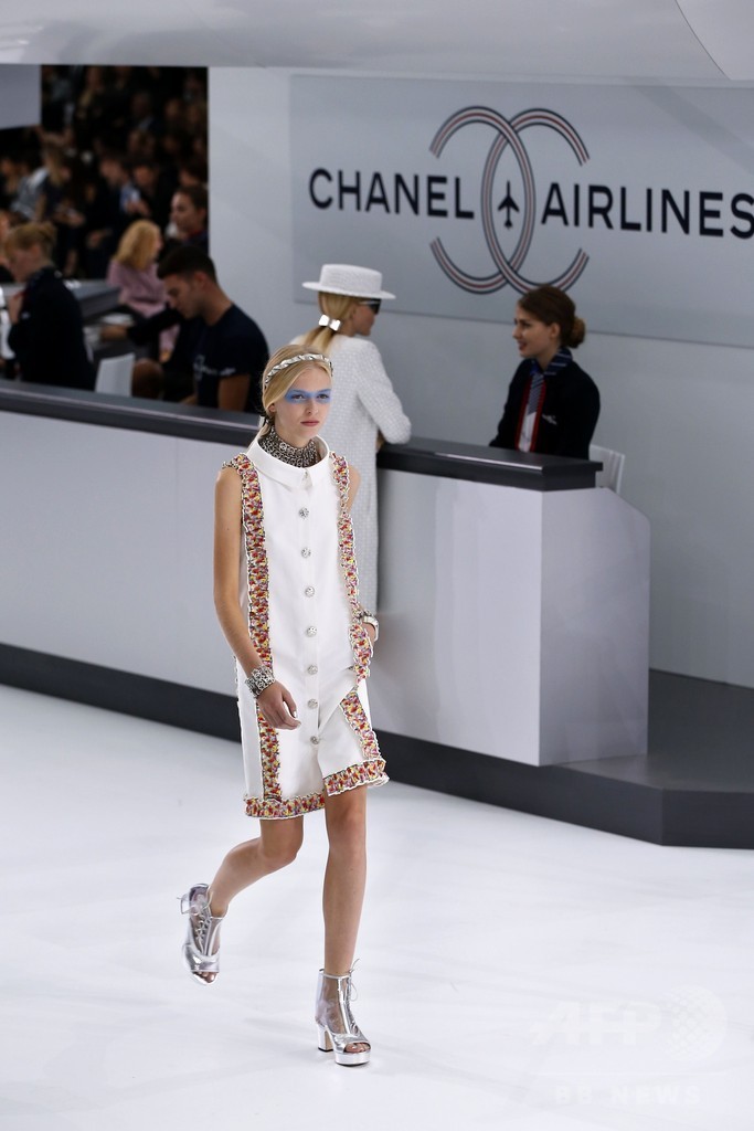 「シャネル」16年春夏コレクション