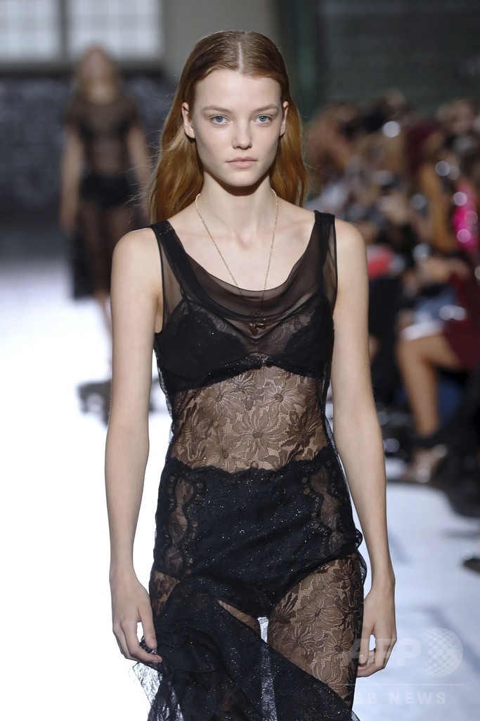 「ジョン・ガリアーノ」17年春夏