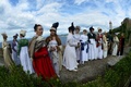 伊・エルバ（Elba）島で開催されたイベントにコスチューム姿で参加した人々（2014年5月4日撮影）。(c)AFP/VINCENZO PINTO