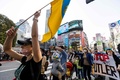 東京都内で行われたロシアのウクライナ侵攻に抗議するデモ（2022年3月5日撮影）。(c)Behrouz MEHRI / AFP