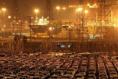 トヨタ、貨物船を借りて在庫車を保管 スウェーデン