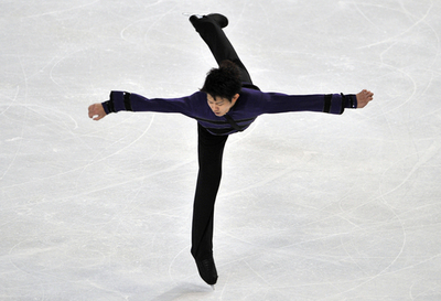 小塚が優勝、真央5位 フィギュア・フランス杯