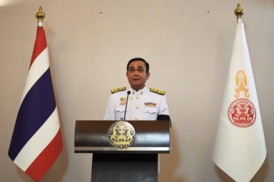 タイのプラユット暫定首相、新首相に正式就任