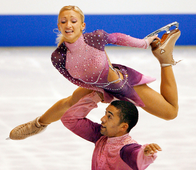 サフチェンコ／ショルコウィー組 SPに続きFSもトップでNHK杯・ペアを制す