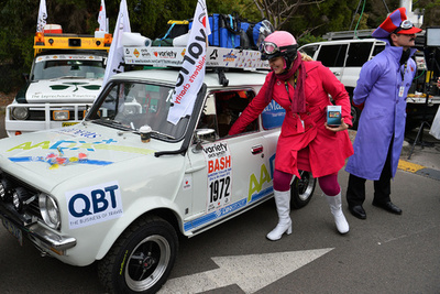 カーラリーで子どもへの支援を呼び掛け 豪でチャリティーイベント