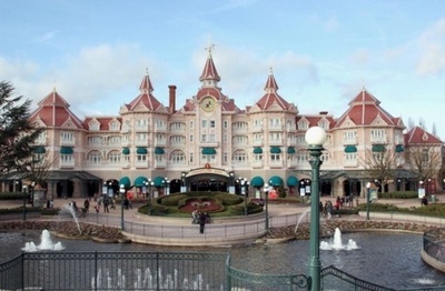 欧州市民、夏休みは「旅行なし」 緊縮財政の影くっきり