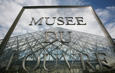 ルーブル美術館、アップル・ユーザー向け情報サービス開始