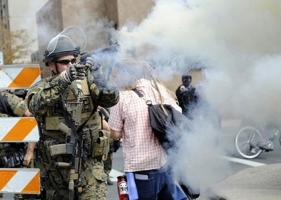 「Twitter」をテロリストが活用する可能性、米軍が警告