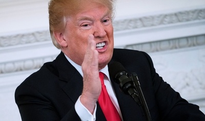 米EU貿易戦争、トランプ氏がけん制 「報復措置取るなら自動車にも関税」