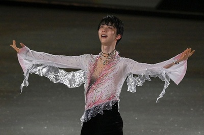 羽生結弦さん、プロ転向後初のアイスショー開催
