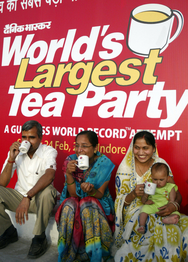 インドのティーパーティー、愛知の記録抜きギネス記録を更新