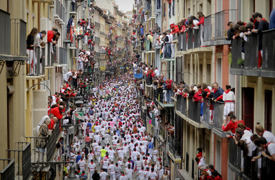 サン・フェルミンの牛追い、興奮の5日目