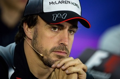 アロンソ、バーレーンGP出走にドクターストップ