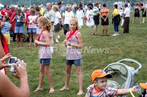 米国ツインズバーグで世界最大の 双子祭り 写真12枚 ファッション ニュースならmode Press Powered By Afpbb News