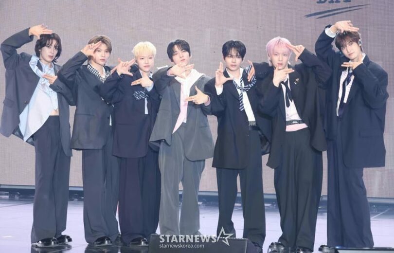 (c)STARNEWS