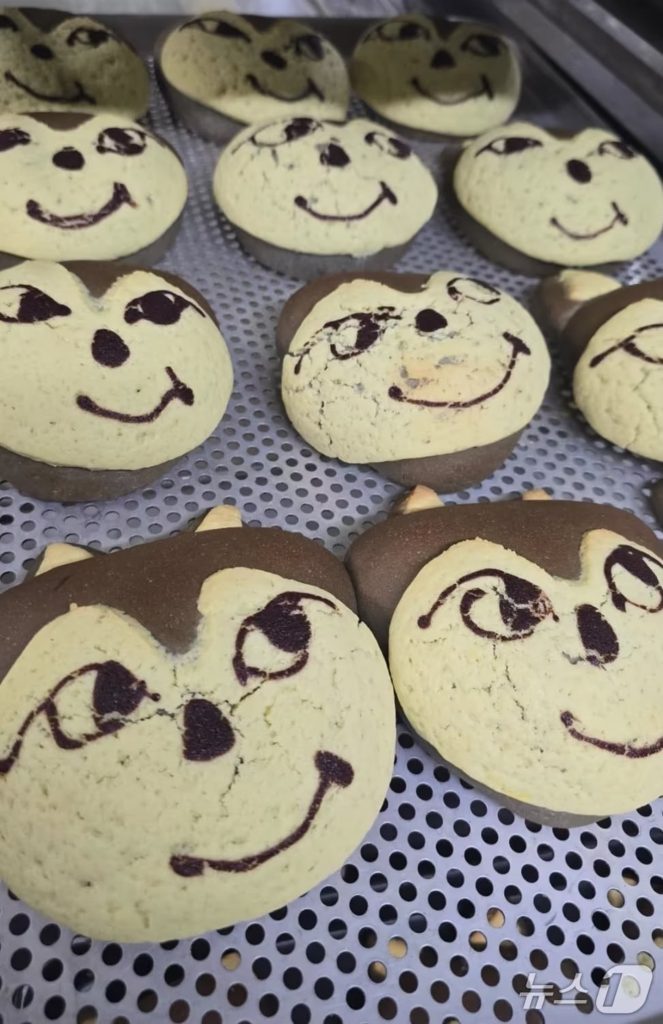 オオカミ「ヌック」をモチーフにした「ヌックパン」(c)news1