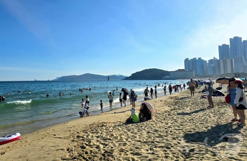 韓国・釜山の海雲台海水浴場(c)news1