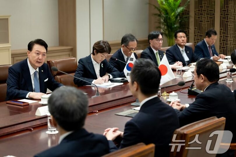 6日、龍山の大統領執務室で開かれた日韓拡大首脳会談で発言するユン・ソンニョル（尹錫悦）大統領(c)news1