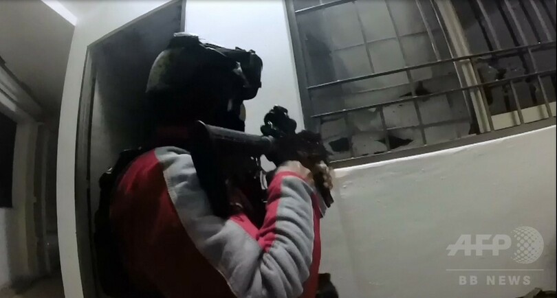 拘束の脱獄麻薬王、潜伏先から隠しトンネルで脱出 メキシコ