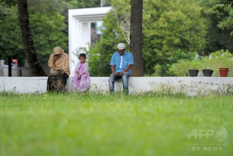 インド洋大津波から12年、犠牲者に祈り インドネシア・アチェ