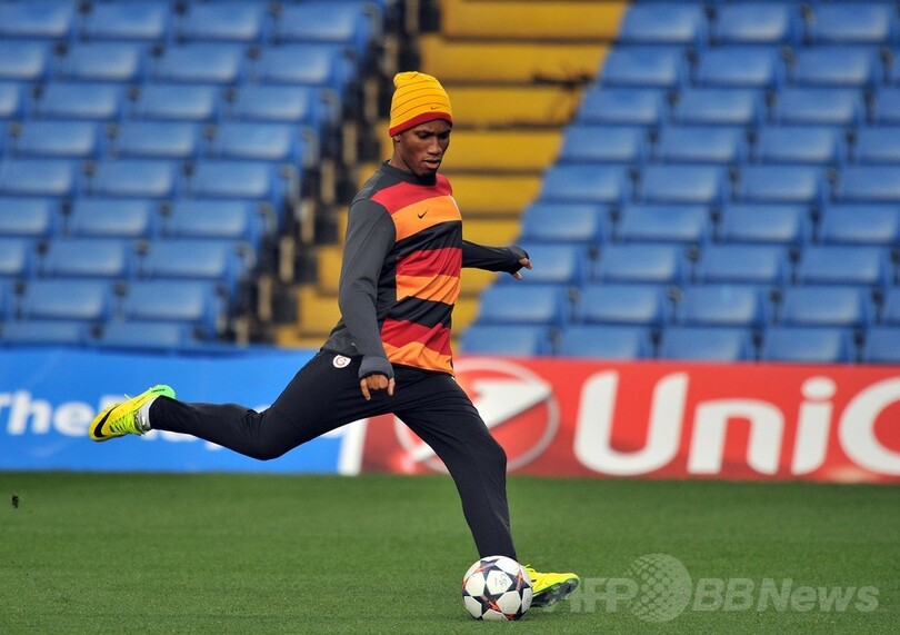 ガラタサライのドログバ、古巣相手に複雑な心境