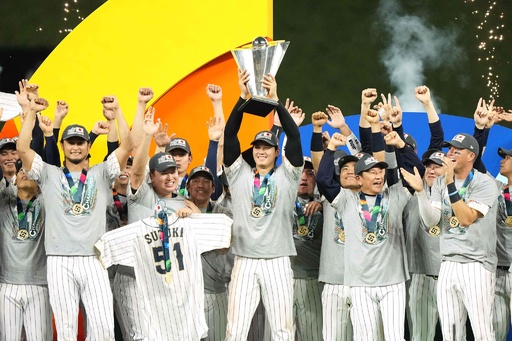 第２回WBC 優勝記念Tシャツ　シャンパンファイト用　新品 ロサンゼルス・ドジャース ワールドシリーズ優勝記念