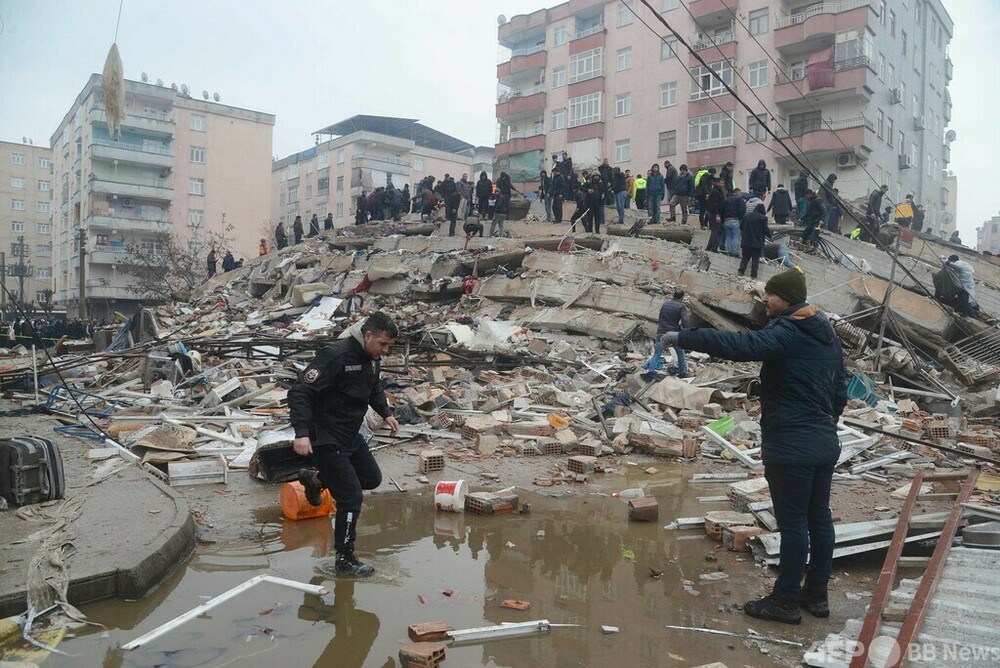 トルコ南部地震、シリア含め死者1400人超に M7.5の余震も 写真14枚 国際ニュース：AFPBB News