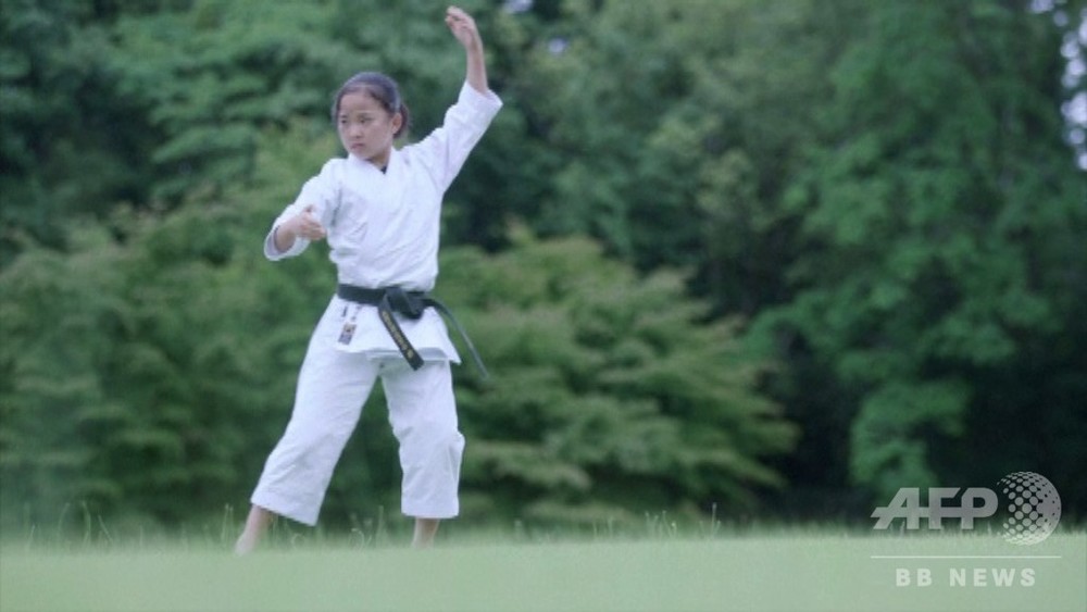 動画 早過ぎた東京 13歳空手少女が抱く五輪の夢 写真1枚 国際ニュース Afpbb News