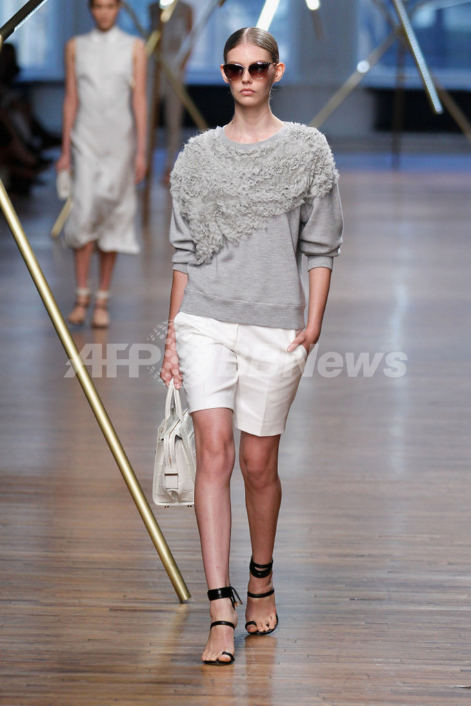 ＜14年春夏NYコレクション＞ジェイソン ウー