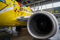 東京・羽田空港で公開された、スカイマークのボーイング737-800型機「ピカチュウジェット」（2021年6月21日撮影）。(c)Charly TRIBALLEAU / AFP