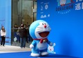 オープニングセレモニーに登場したドラえもん（2025年3月28日撮影）。(c)Xinhua News
