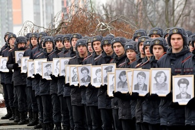 アフガニスタン撤退から35年、旧ソ連兵の追悼式典開催 ロシア