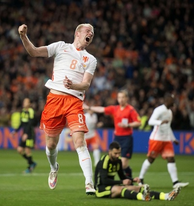 オランダ、決定力を欠くスペインに快勝 国際親善試合