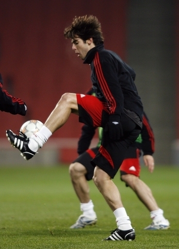 カカ アーセナルとの第2戦に出場する意向