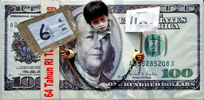 国の借金減らして、「お札」から頭出し訴える インドネシア