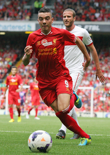 リバプール、ジェラードの顕彰試合で勝利