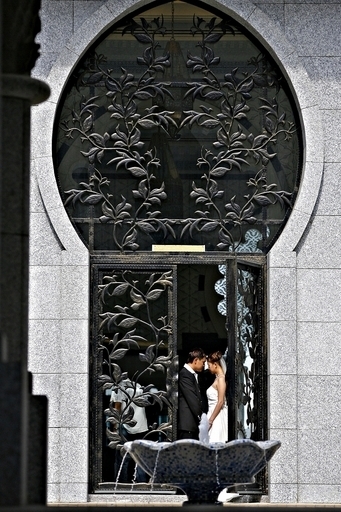 マレーシアのシャリア法廷、低収入男性に4人目の妻との結婚を許可