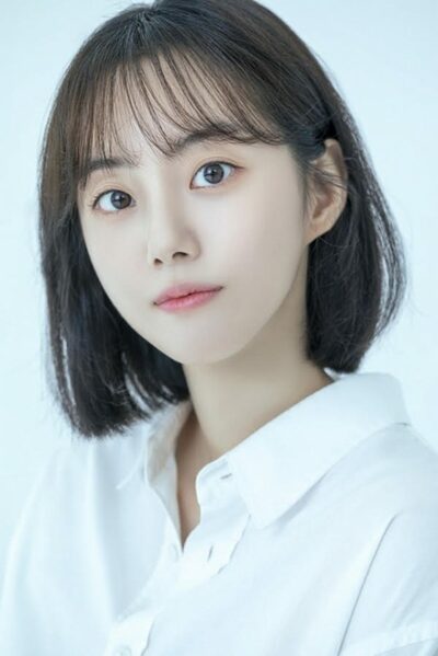 パク・セワン、プロ野球の始球式に出撃 – KOREA WAVE