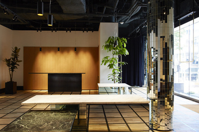 「アミ アレクサンドル マテュッシ」、初の海外旗艦店を表参道にオープン