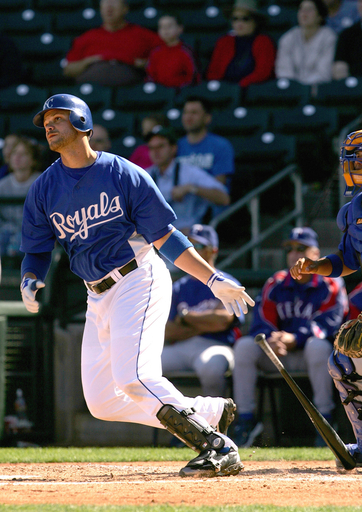 ＜07MLB オープン戦＞ロイヤルズ レンジャーズを降しオープン戦初白星を挙げる - 米国