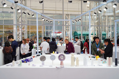 「購買意欲植え付け」ブームの鈍化後、小型家電市場の展開方法は 中国