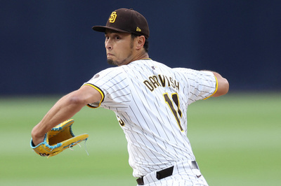 ダルビッシュが今季初勝利 松井は完璧救援