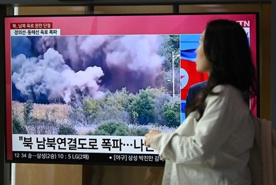 北朝鮮の金正恩氏、道路爆破で「南との悪縁」断ち切った