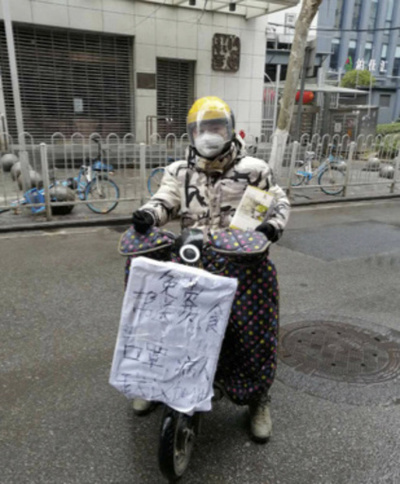 「自宅から出られない市民に薬品や食料を」 武漢市内を2か月間走り回った新米教師