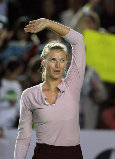 シャラポワ チャクベターゼ降しゴールドグループ決勝へ