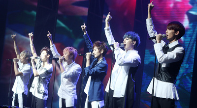 アイドルグループ｢ボーイフレンド｣、新ミニアルバム発売イベント開催