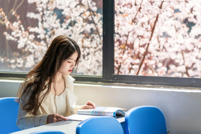 中国大学生の7割超が「人生の方向性をどう決めるか」で困惑